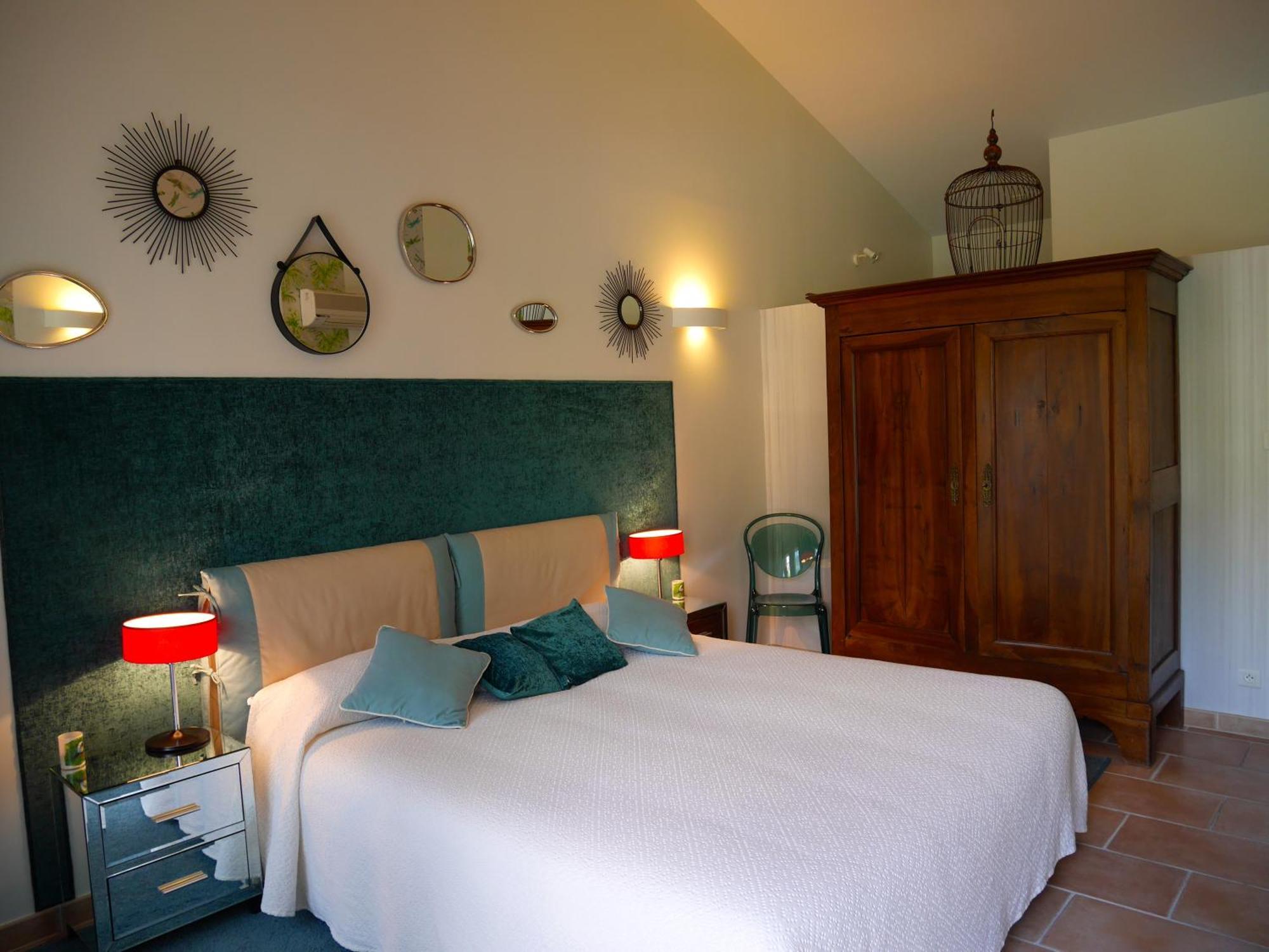 לינה וארוחת בוקר לונל Le Relais D'Angelique חדר תמונה