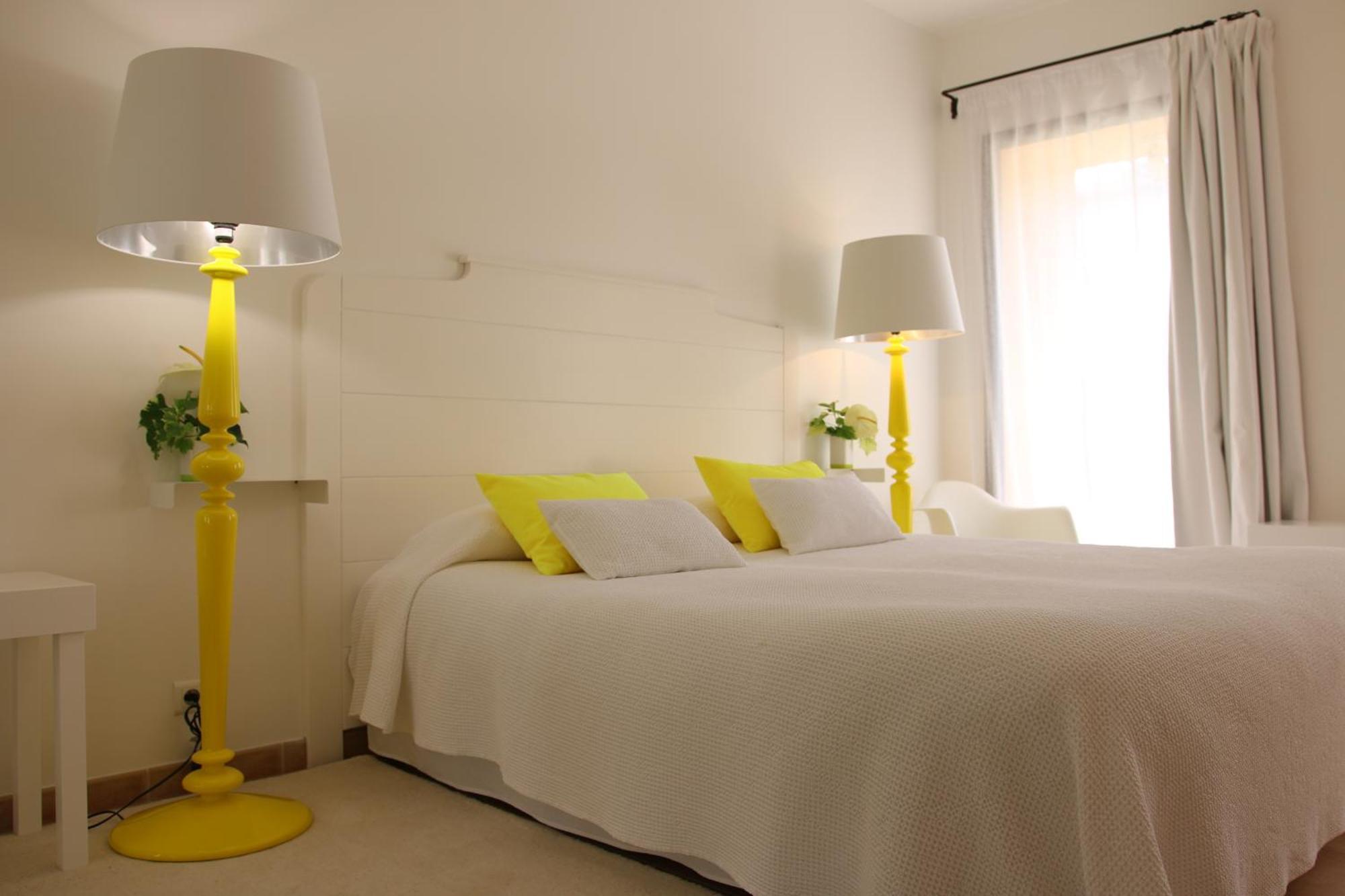 לינה וארוחת בוקר לונל Le Relais D'Angelique חדר תמונה